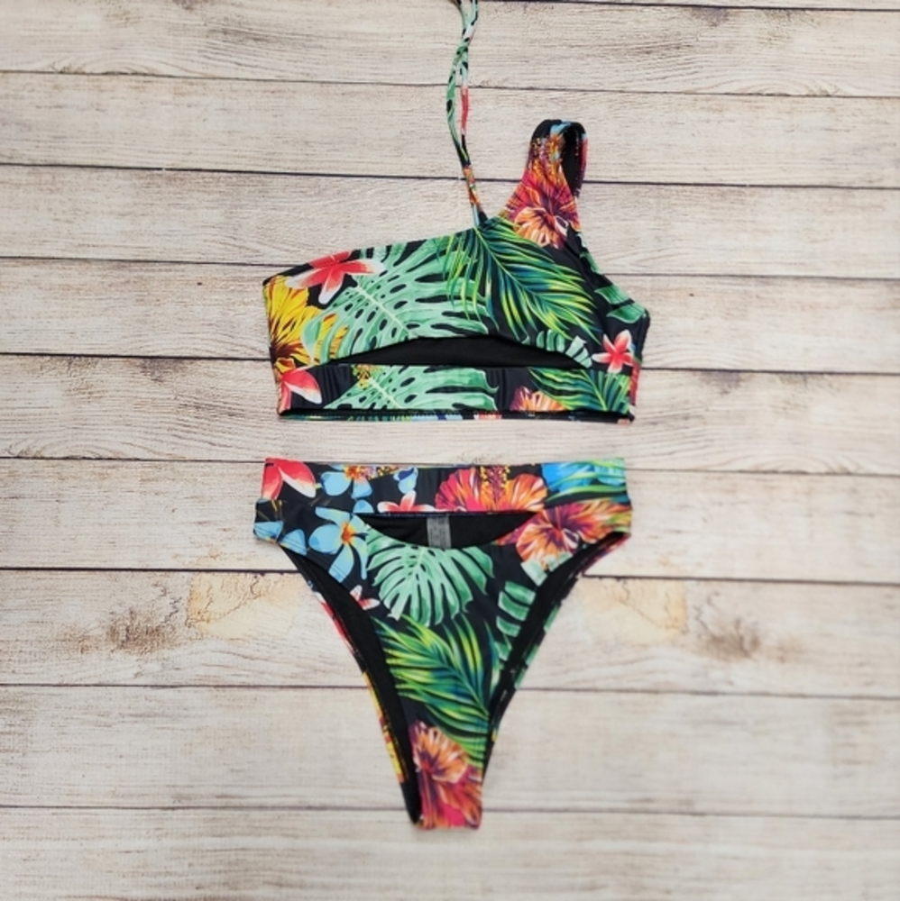 Shein One Shoulder Cut Out Bikini Swim Suit‎